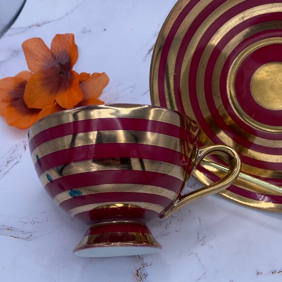 Shafford tea cup & saucer lusterware, red and gold, hand painted teacup, Japan - Picture 10 of 10